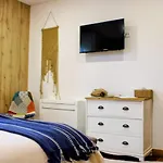 بيت ضيافة Casa By Anita إسبونسيندي