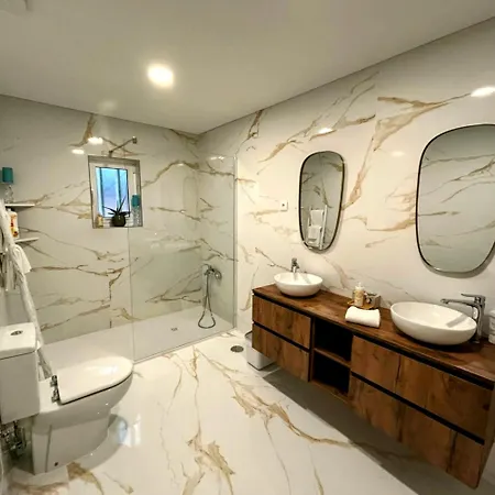 Casa By Anita 게스트하우스 에스포센데