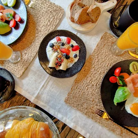 게스트하우스 Casa By Anita 4*